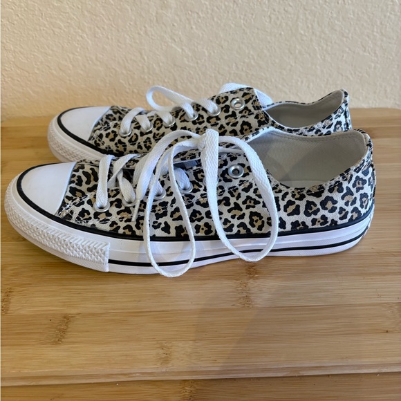 NWOB Converse Street All Star Low Leopard Cheetah Animal Print  Sneakers 7.5 - Picture 9 of 11